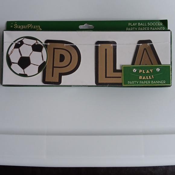 SOCCER BANNER WITH  'PLAY BALL!' TEXT - Picture 2 of 4